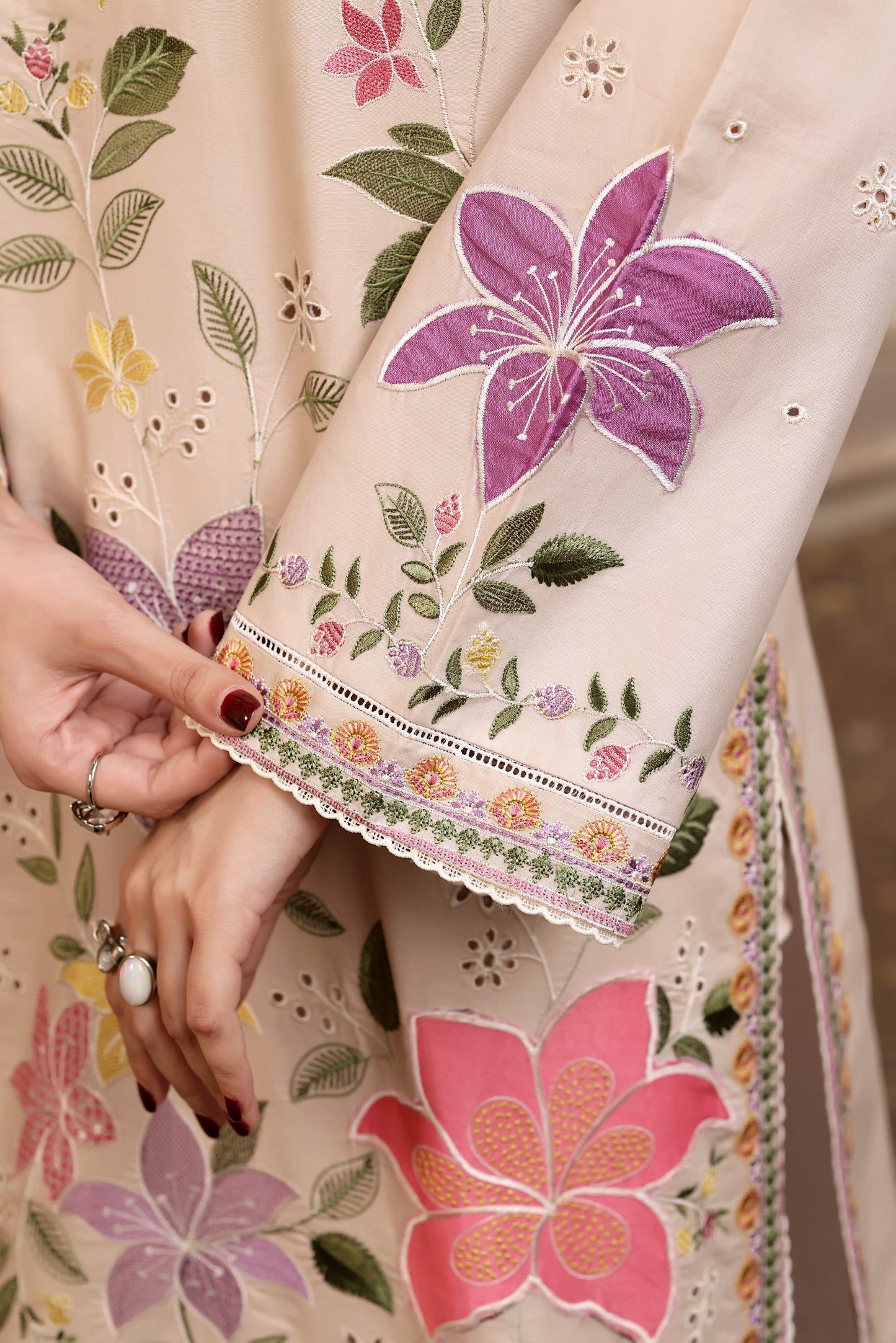 FLOWER 3PCS EMB