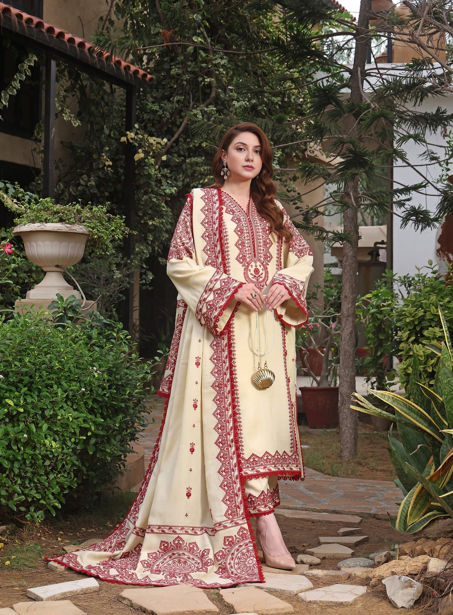 Nooré EMBROIDERY 3PC